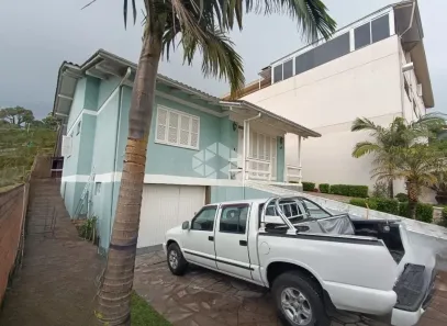 Casa com 5 Quartos à venda, 300m² no Santa Marta, Bento Gonçalves
