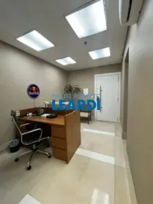 Sala Comercial à venda, 123m² no Jardim Caboré, São Paulo