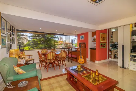 Apartamento com 3 Quartos à venda, 122m² no Mont Serrat, Porto Alegre