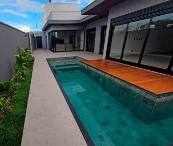 Casa de Condomínio com 3 Quartos à venda, 213m² no Granja Marileusa, Uberlândia