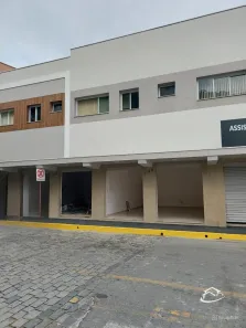 Ponto Comercial para alugar, 80m² no Centro, Lorena