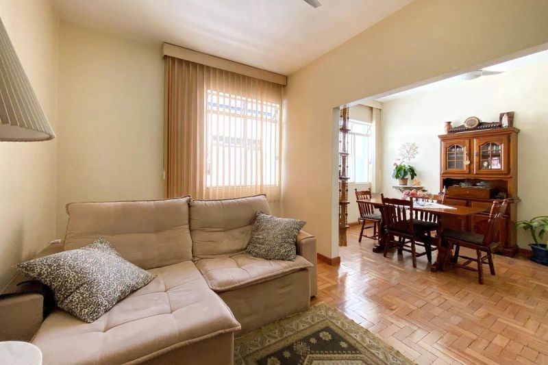 Apartamento com 3 quartos — Santa Efigênia, Belo Horizonte