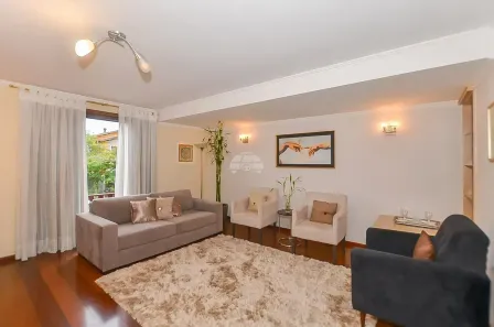 Casa com 4 Quartos à venda, 193m² no Ahú, Curitiba