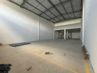 Galpão/Depósito/Armazém para alugar, 461m² no Santa Terezinha, Santo André