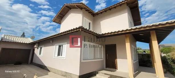 Casa com 5 Quartos à venda, 226m² no Paes Leme, Imbituba