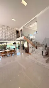 Casa de Condomínio com 4 Quartos para alugar, 304m² no Residencial Goiânia Golfe Clube, Goiânia
