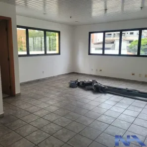 Sala Comercial à venda, 38m² no Chácara Inglesa, São Paulo