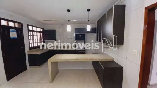 Casa com 3 Quartos à venda, 220m² no Bom Retiro, Betim