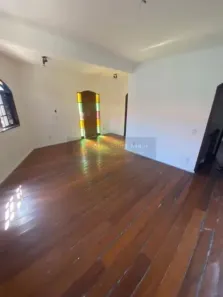 Casa com 4 Quartos à venda, 10m² no Centro, São Gonçalo