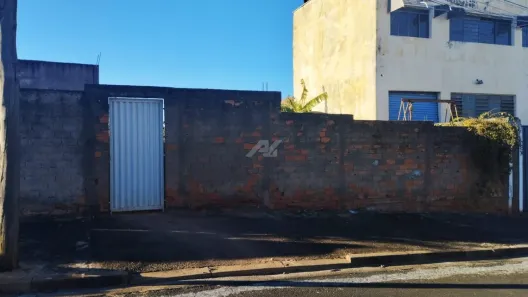Lote/Terreno à venda, 250m² no Parque Jambeiro, Campinas