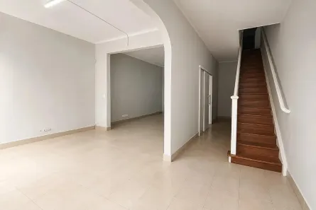 Casa com 7 Quartos à venda, 220m² no Liberdade, São Paulo