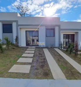 Casa de Condomínio com 2 Quartos à venda, 42m² no Martinica, Viamão