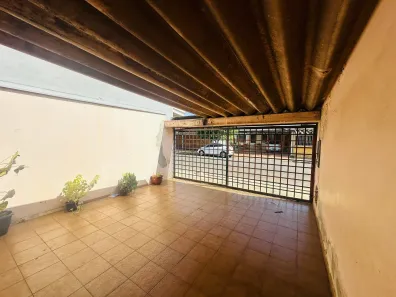 Casa com 3 Quartos para alugar, 125m² no Jardim Petrópolis, Piracicaba