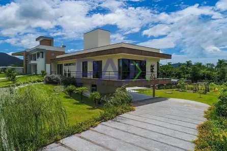 Casa de Condomínio com 4 Quartos à venda, 300m² no Sul do Rio, Santo Amaro da Imperatriz