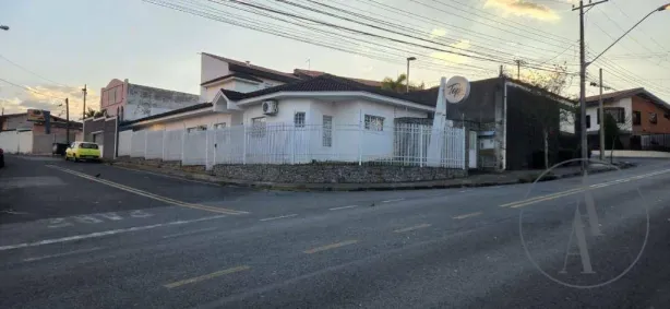 Imóvel Comercial à venda, 211m² no Jardim Pagliato, Sorocaba