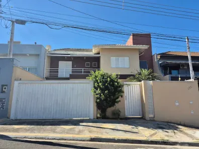 Sobrado com 3 Quartos à venda, 204m² no Jardim Esplanada, Indaiatuba