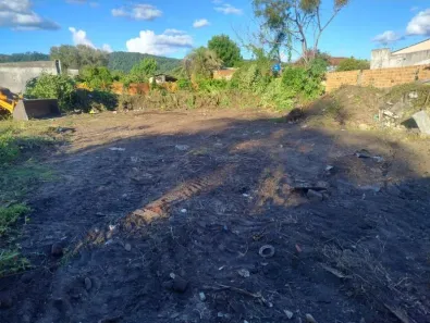 Lote/Terreno à venda, 400m² no Carolina, Santa Maria