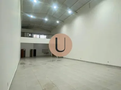 Galpão/Depósito/Armazém para alugar, 300m² no Vila Carrão, São Paulo