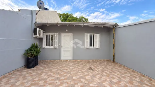 Casa com 2 Quartos à venda, 45m² no Olaria, Canoas
