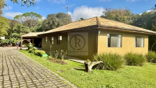 Fazenda/Sítio com 4 Quartos à venda, 350m² no Parque da Fonte, São José dos Pinhais
