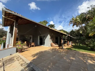 Casa de Condomínio com 4 Quartos à venda, 300m² no , Brumadinho