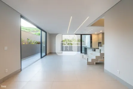 Casa de Condomínio com 3 Quartos à venda, 233m² no Granja Marileusa, Uberlândia