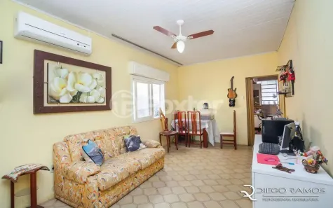 Casa com 3 Quartos à venda, 151m² no Chácara das Pedras, Porto Alegre