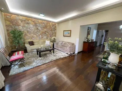 Sobrado com 4 Quartos à venda, 257m² no Planalto, Belo Horizonte