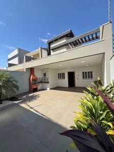 Sobrado com 3 Quartos para alugar, 160m² no Parque Alvorada, Dourados