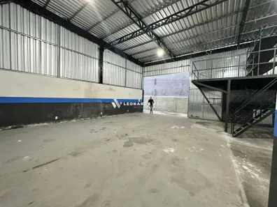 Galpão/Depósito/Armazém para alugar, 100m² no Serraria, São José