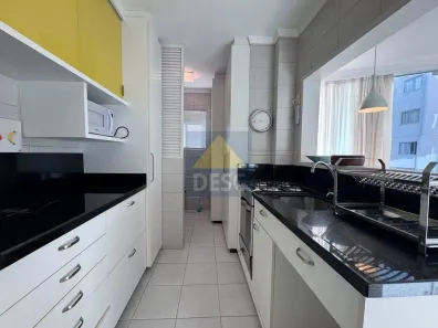 Apartamento com 2 Quartos para alugar, 65m² no Centro, Balneário Camboriú