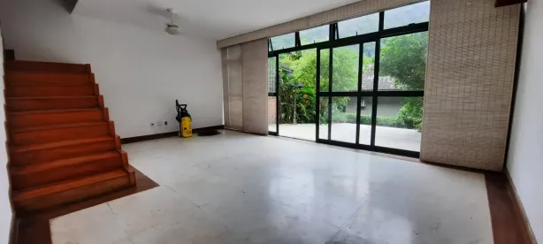 Casa de Condomínio com 4 Quartos à venda, 230m² no Alto da Boa Vista, Rio de Janeiro