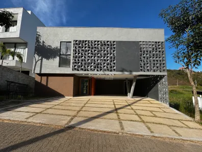 Casa de Condomínio com 4 Quartos à venda, 310m² no Salvaterra, Juiz de Fora