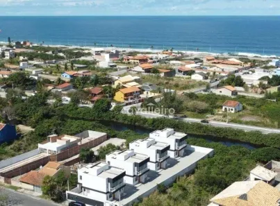 Casa de Condomínio com 2 Quartos à venda, 75m² no Jardim Atlântico Leste (Itaipuaçu), Maricá