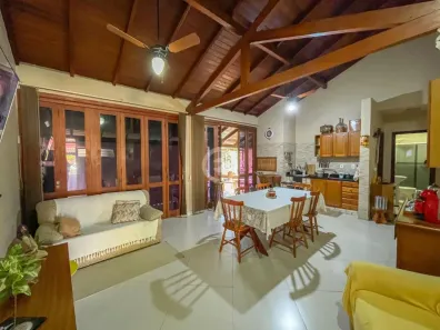 Casa com 3 Quartos à venda, 150m² no Centro, Estância Velha