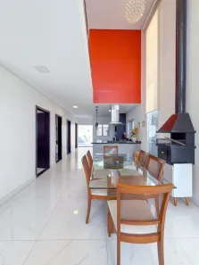 Casa de Condomínio com 4 Quartos à venda, 252m² no Suru, Santana de Parnaíba