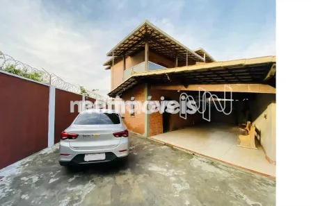 Casa com 4 Quartos à venda, 230m² no Jardim Vitória, Belo Horizonte