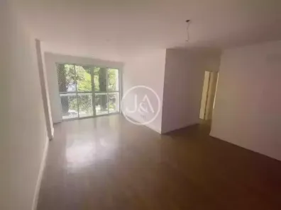 Apartamento com 2 Quartos à venda, 70m² no Corrêas, Petrópolis
