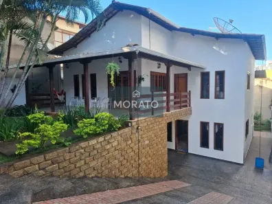 Casa com 5 Quartos à venda, 300m² no Jardim Riacho das Pedras, Contagem