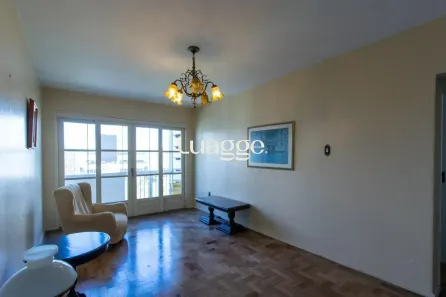 Apartamento com 3 Quartos para alugar, 128m² no Independência, Porto Alegre