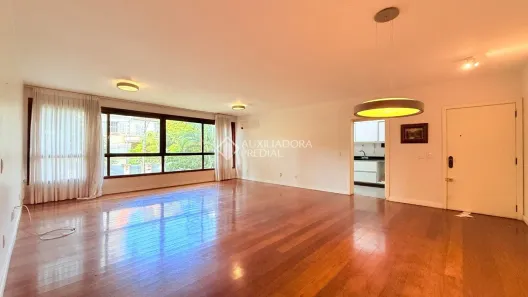 Apartamento com 3 Quartos à venda, 133m² no Moinhos de Vento, Porto Alegre