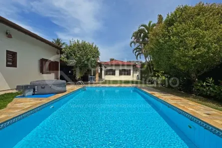 Casa com 3 Quartos à venda, 278m² no Parque Balneario Oasis, Peruíbe