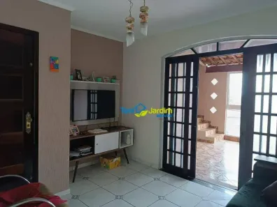 Sobrado com 2 Quartos à venda, 225m² no Condomínio Maracanã, Santo André