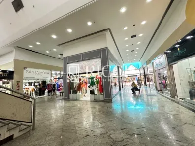 Prédio Comercial à venda, 1900m² no Centro, São Vicente