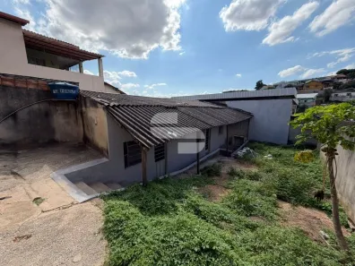 Casa com 1 Quarto para alugar, 64m² no Jardim Laguna, Contagem