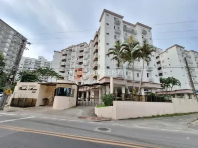 Apartamento com 3 Quartos para alugar, 84m² no Itacorubi, Florianópolis