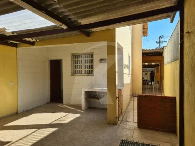 Casa com 3 Quartos para alugar, 150m² no Vila Romero, São Paulo