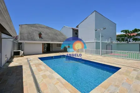 Sobrado com 3 Quartos à venda, 420m² no Centro, Peruíbe