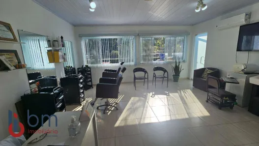 Ponto Comercial para alugar, 40m² no Centro, Bertioga