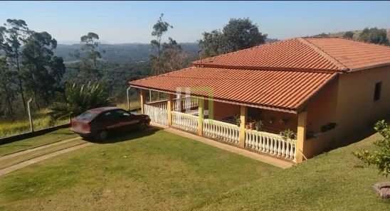 Fazenda/Sítio com 3 Quartos à venda, 220m² no Chácara Ivoturucaia, Campo Limpo Paulista